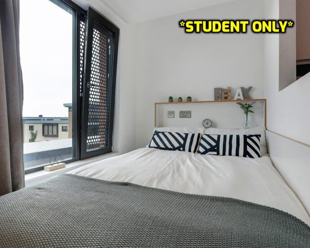 Student Only Zeni Ensuite Rooms, Колчестер Экстерьер фото